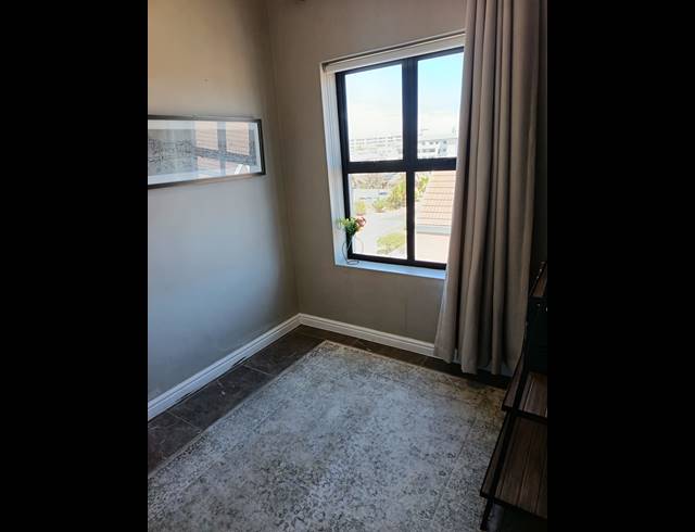2 BEDROOM APARTMENT TO LET IN WAVES EDGE